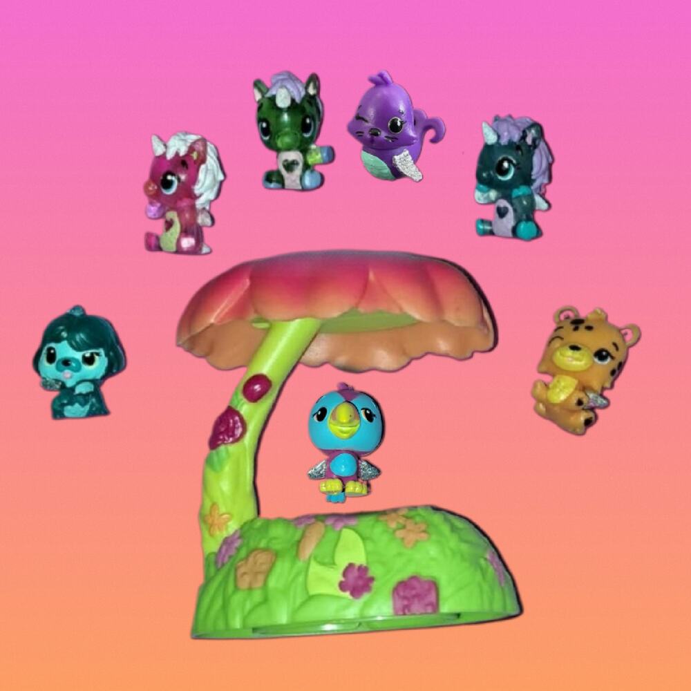 (8) Piece Hatchimals Toy Colleggtible Mini Figures & Glittering Garden Nest